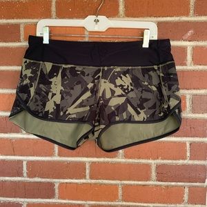 Lululemon camp running shorts 4”